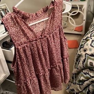 Floral lightweight tank top/blouse